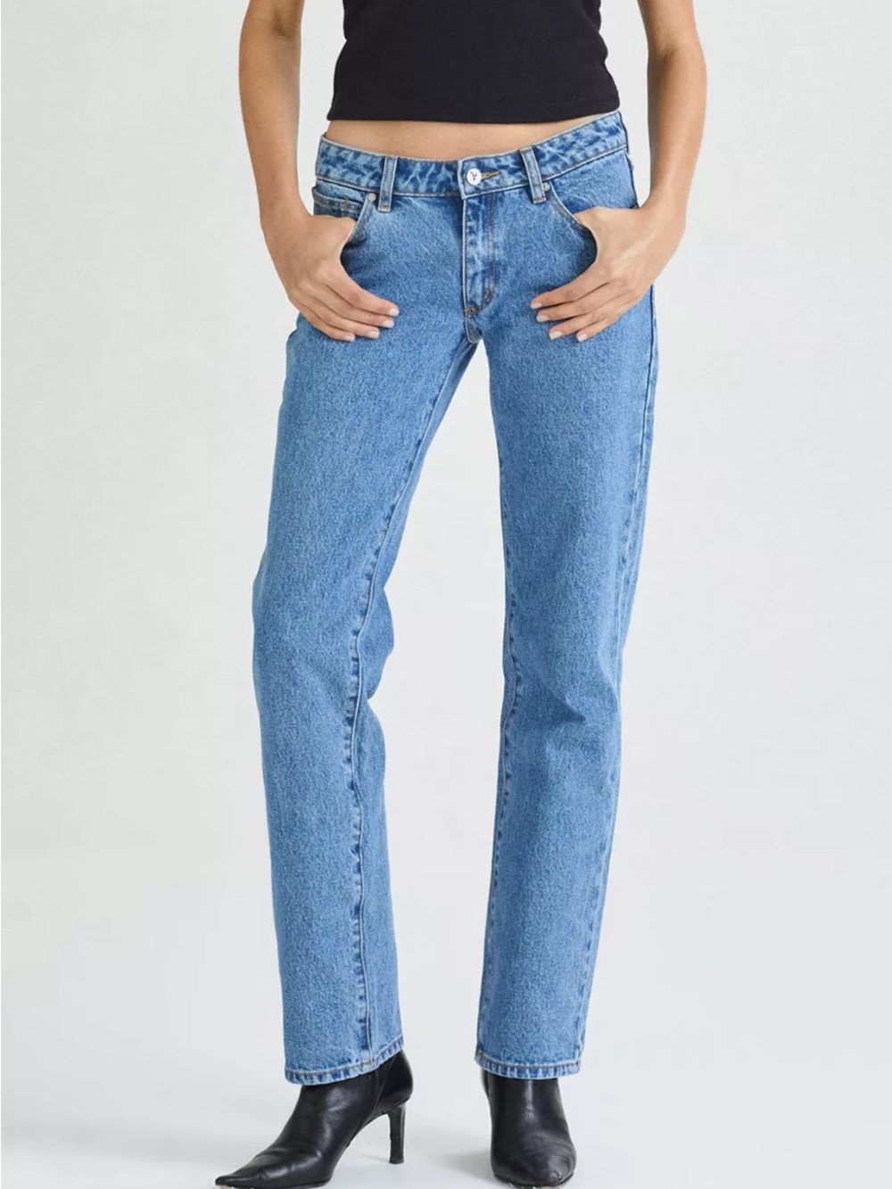 Abrand ‘99 Low Straight Leg Jeans in Light Blue Denim